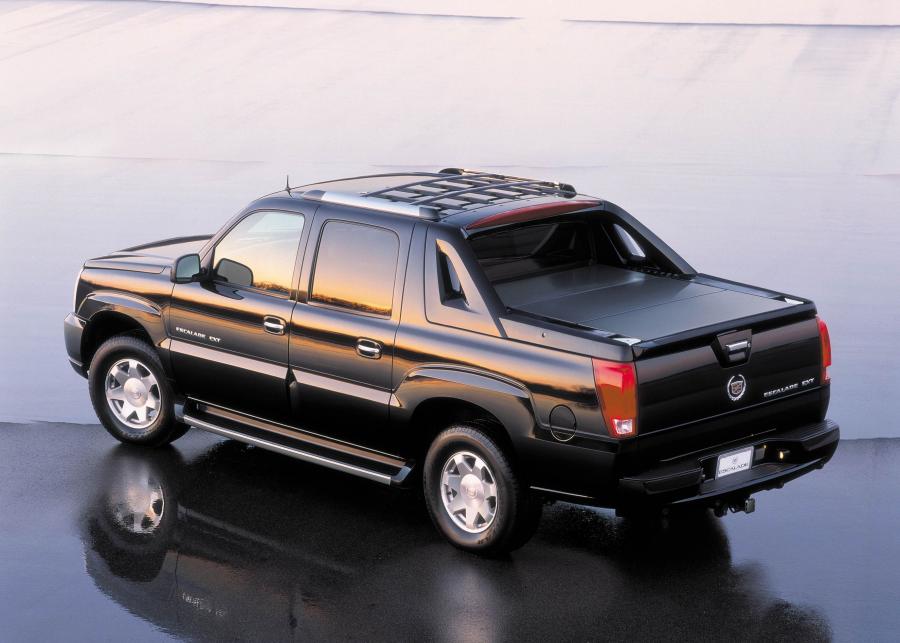  Cadillac Escalade EXT 2002 года  (фото 12 из 39)